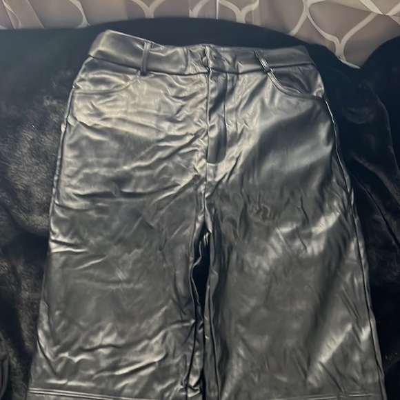 Leather pants - Picture 2 of 2